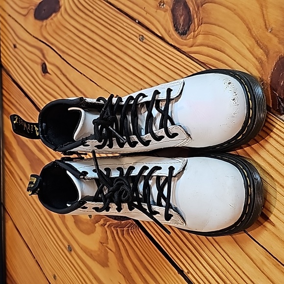 Dr. Martens Boots, White, Toddler Size 9 - Picture 2 of 7